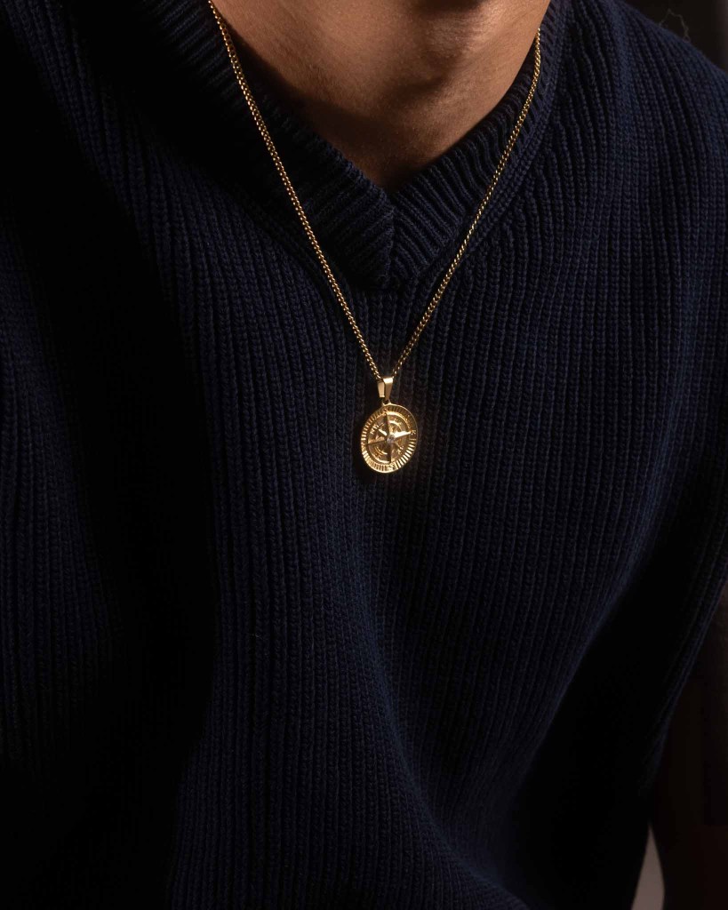 Kompass halsband 18k guldplätering